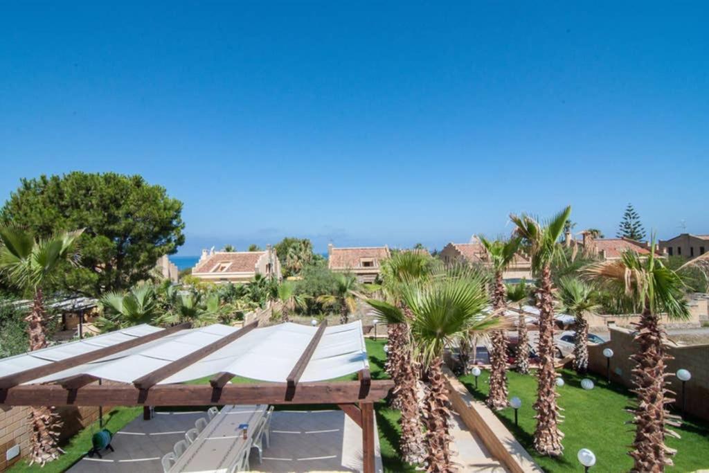 Villa Hh Selection Emiro Lascari Exterior foto