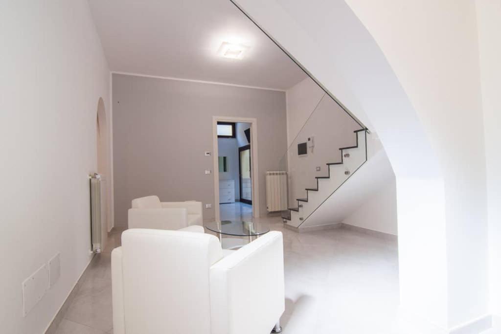 Villa Hh Selection Emiro Lascari Exterior foto